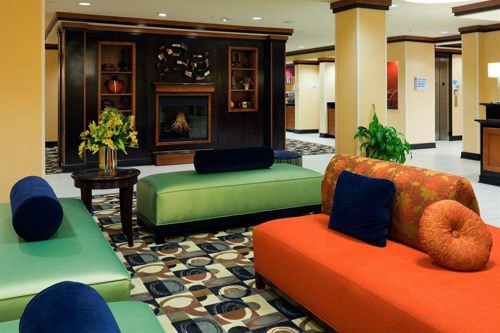 Holiday Inn Express & Suites Gonzales By Ihg Interior photo