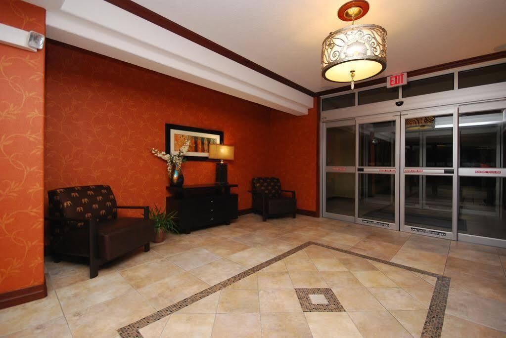 Holiday Inn Express & Suites Gonzales By Ihg Exterior photo